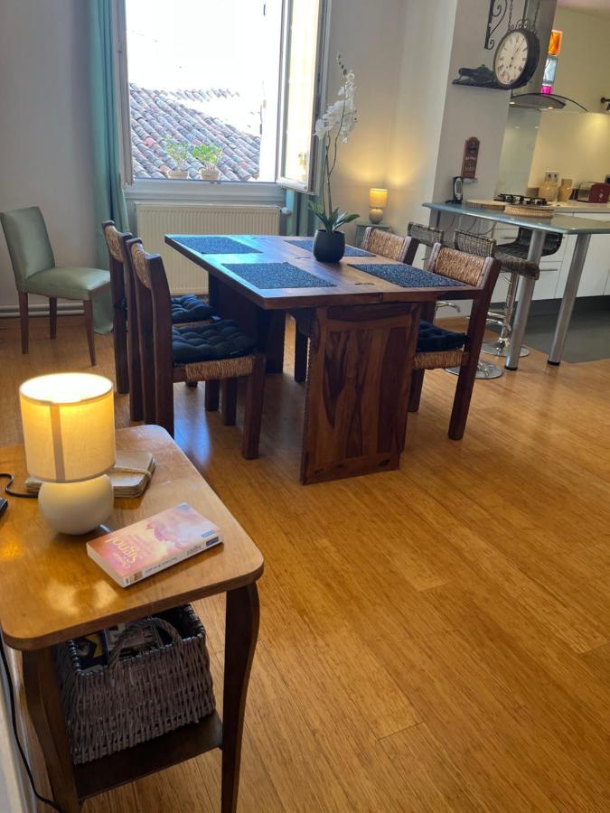Appartement Chaleureux En Provence Saint-Maximin Dış mekan fotoğraf